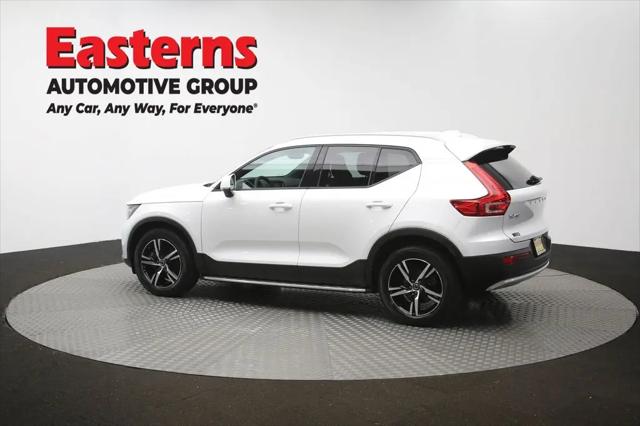 2023 Volvo XC40 B5 Core