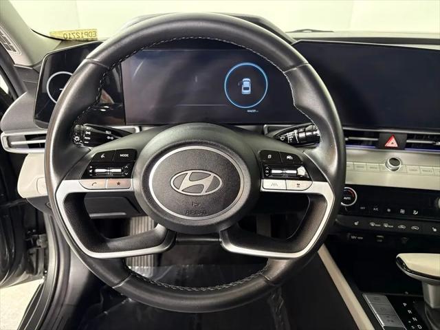 2024 Hyundai Elantra Limited