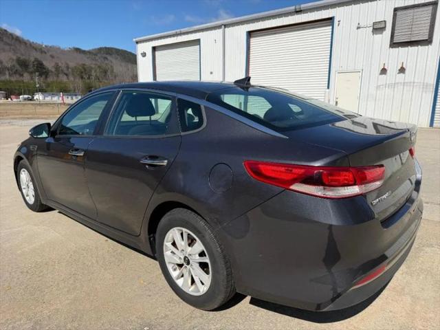 2017 Kia Optima LX