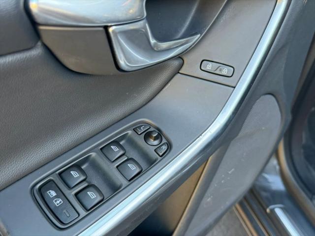 2016 Volvo S60 T5 Drive-E Premier