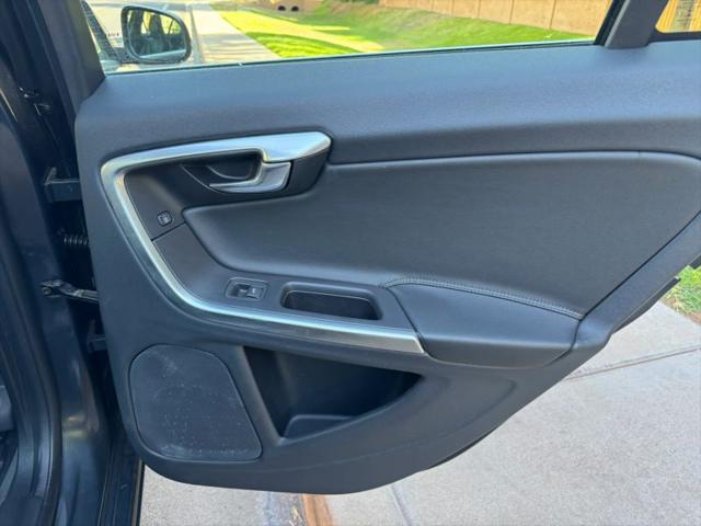 2016 Volvo S60 T5 Drive-E Premier
