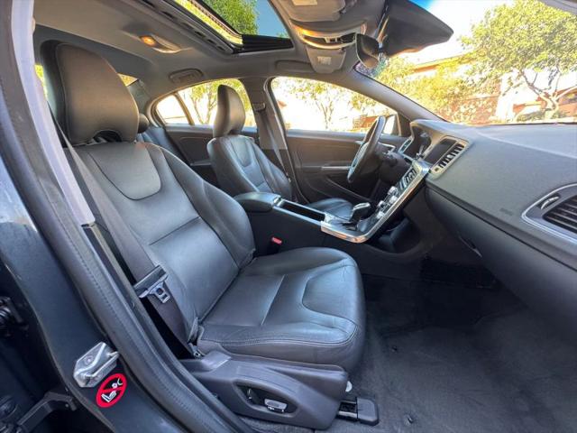 2016 Volvo S60 T5 Drive-E Premier