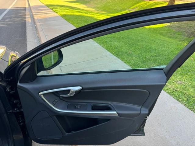 2016 Volvo S60 T5 Drive-E Premier