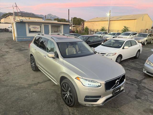 2016 Volvo XC90 T6 Momentum