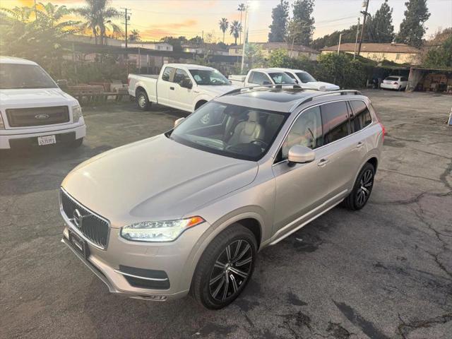 2016 Volvo XC90 T6 Momentum