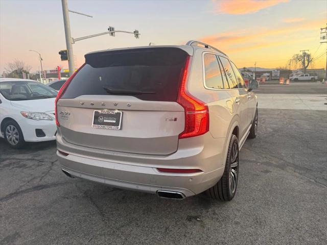 2016 Volvo XC90 T6 Momentum