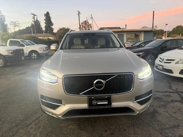 2016 Volvo XC90 T6 Momentum