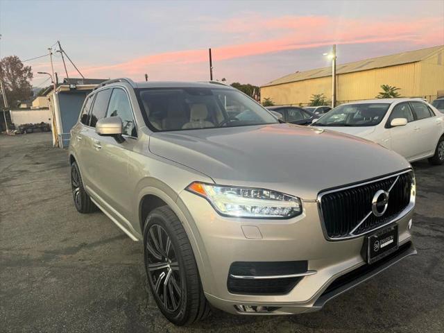 2016 Volvo XC90 T6 Momentum