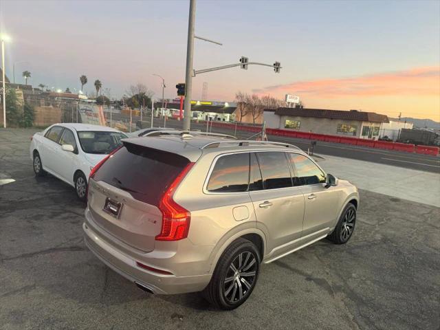 2016 Volvo XC90 T6 Momentum