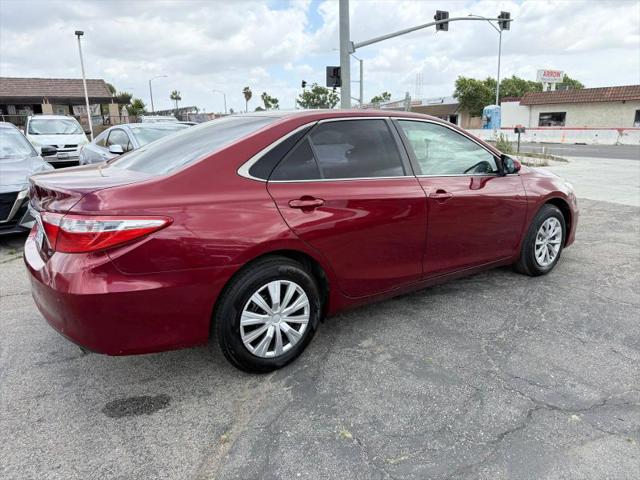 2017 Toyota Camry LE