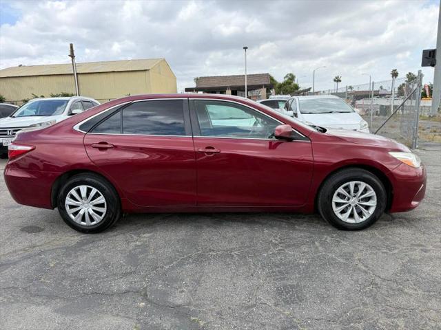 2017 Toyota Camry LE