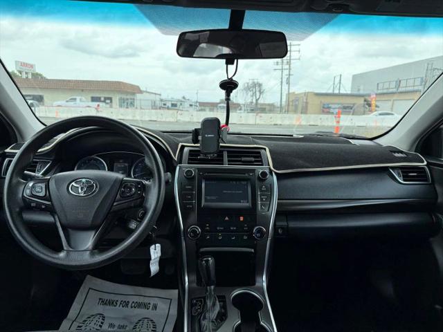 2017 Toyota Camry LE