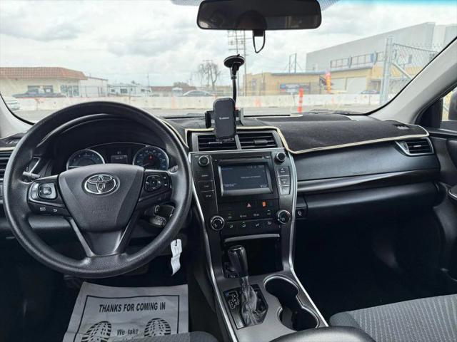 2017 Toyota Camry LE