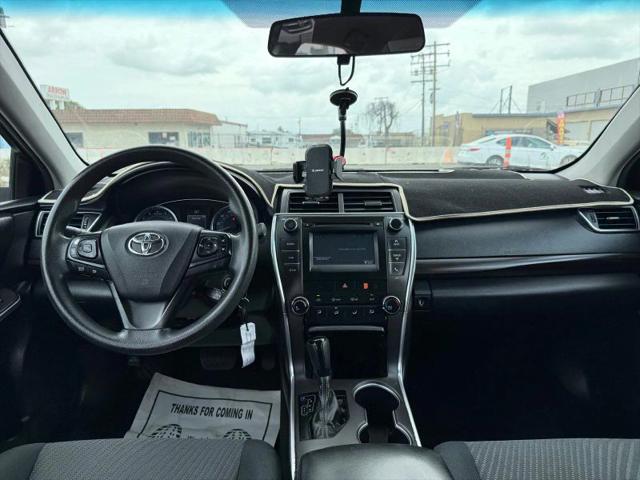 2017 Toyota Camry LE