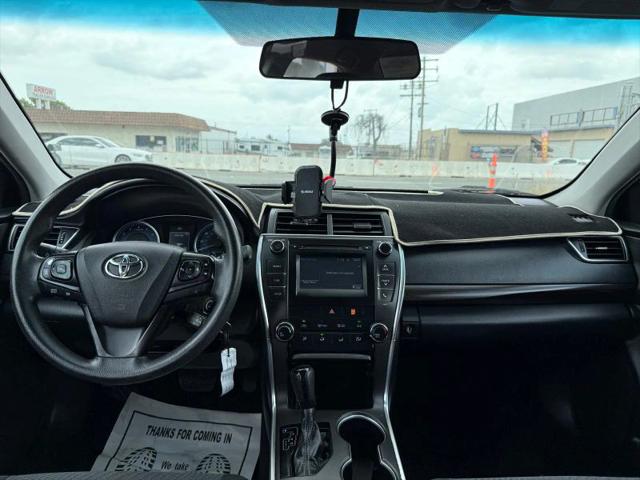 2017 Toyota Camry LE