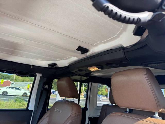 2016 Jeep Wrangler Unlimited Sahara