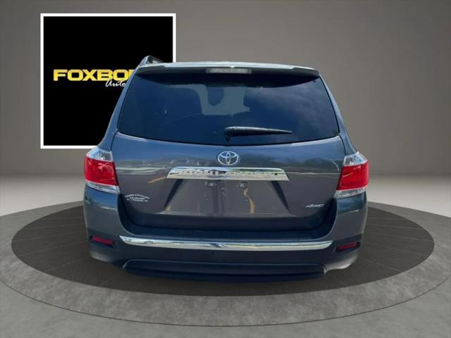2011 Toyota Highlander SE V6