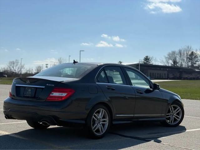 2013 Mercedes-Benz C-CLASS C 300 Luxury 4MATIC