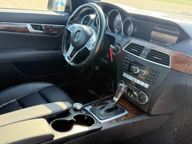 2013 Mercedes-Benz C-CLASS C 300 Luxury 4MATIC