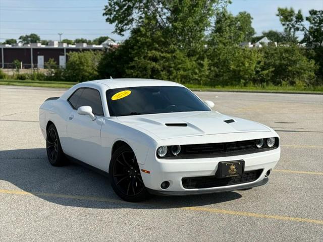 2016 Dodge Challenger SXT Plus