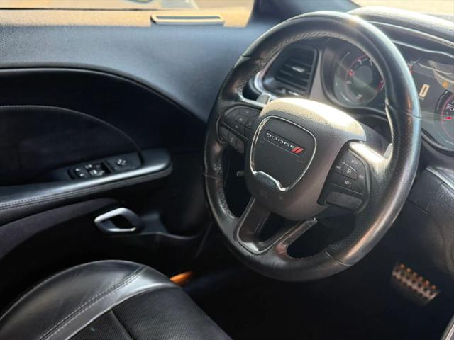 2016 Dodge Challenger SXT Plus