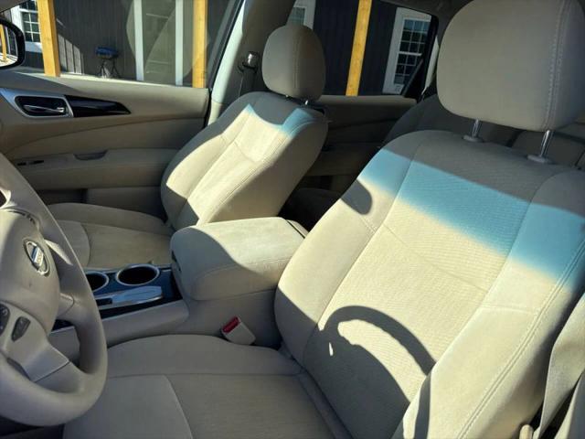 2015 Nissan Pathfinder S