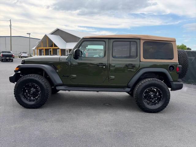 2020 Jeep Wrangler Black and Tan 4x4