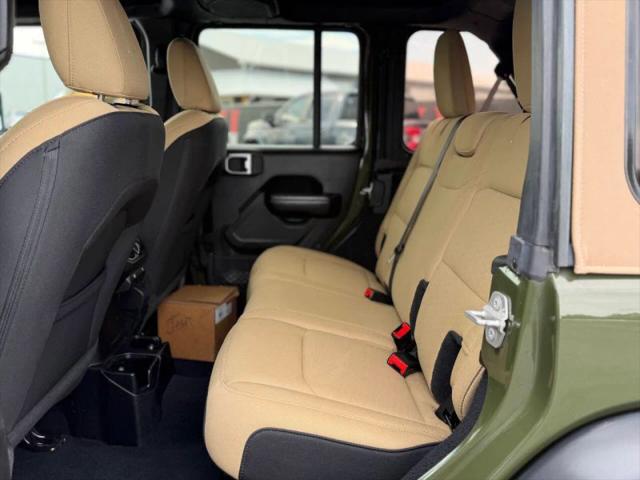 2020 Jeep Wrangler Black and Tan 4x4