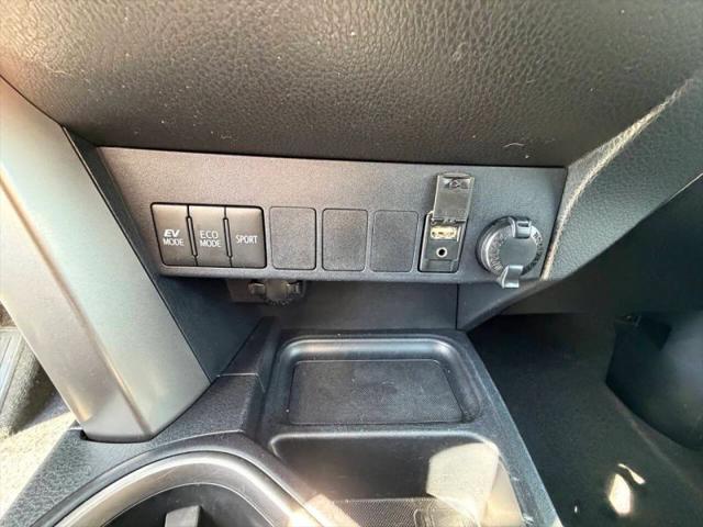 2017 Toyota RAV4 Hybrid XLE