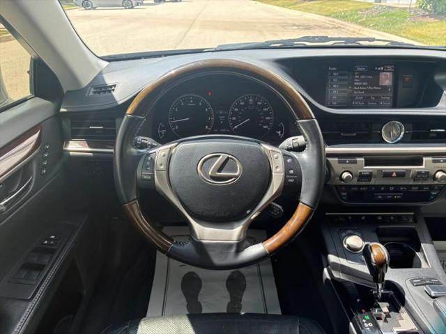 2015 Lexus ES 350 Crafted Line
