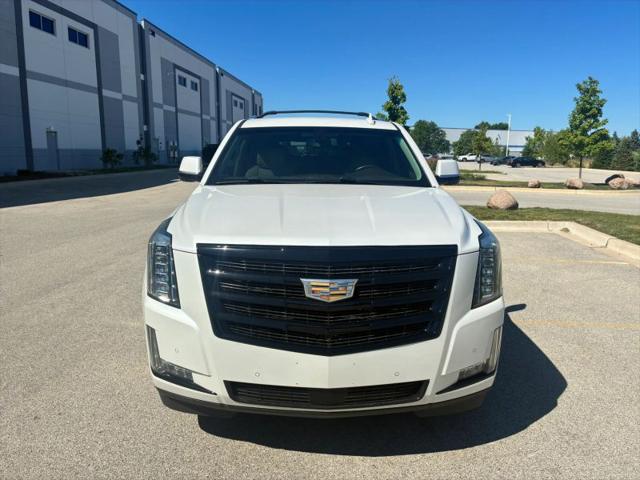 2017 Cadillac Escalade Standard