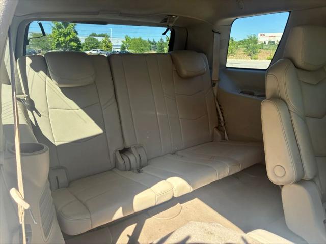 2017 Cadillac Escalade Standard