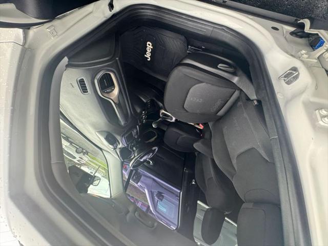 2017 Jeep Renegade Latitude FWD