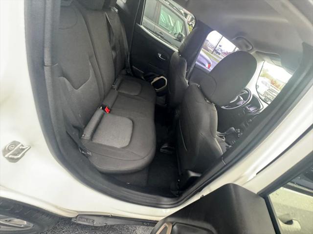 2017 Jeep Renegade Latitude FWD