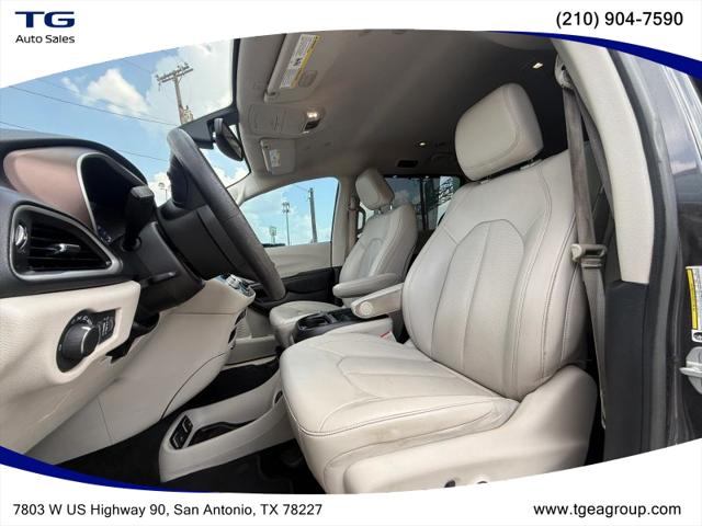 2021 Chrysler Voyager LXI