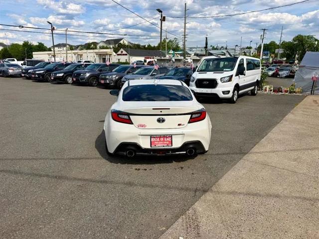 2024 Toyota GR86 Base