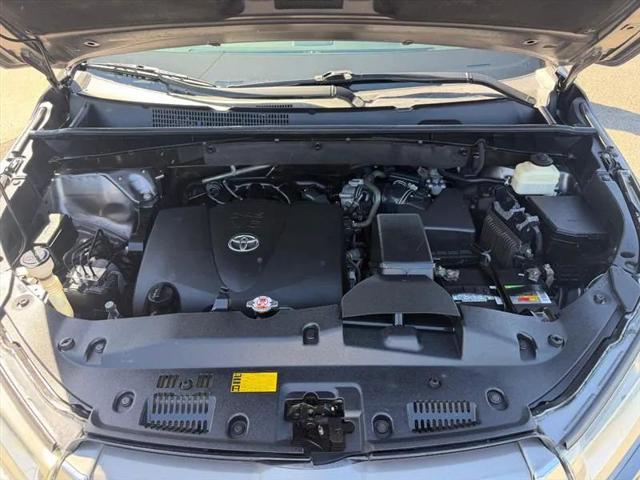 2018 Toyota Highlander Limited Platinum