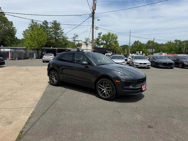 2025 Porsche Macan T