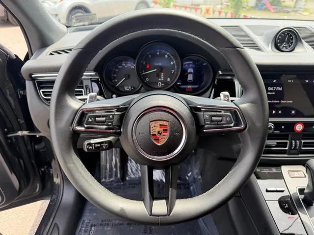 2025 Porsche Macan T