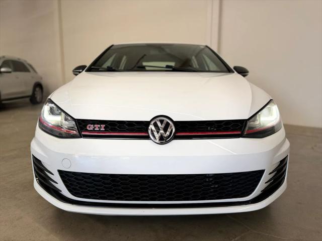 2017 Volkswagen Golf GTI Sport 4-Door