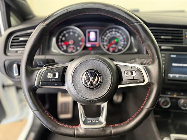 2017 Volkswagen Golf GTI Sport 4-Door