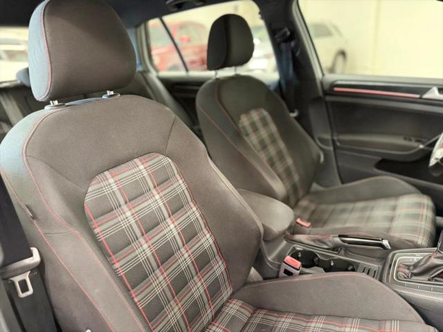 2017 Volkswagen Golf GTI Sport 4-Door