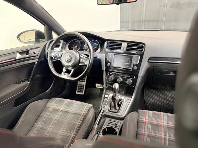 2017 Volkswagen Golf GTI Sport 4-Door