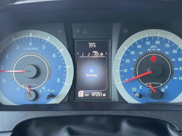 2017 Toyota Sienna SE 8 Passenger