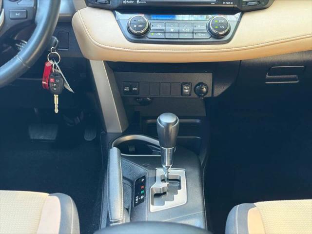 2017 Toyota RAV4 XLE