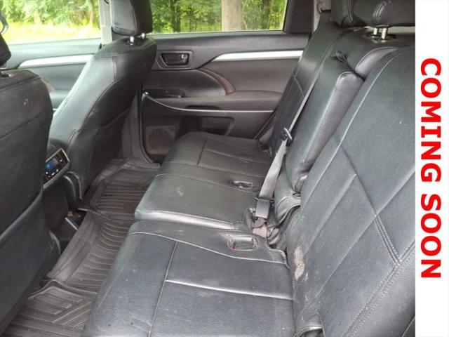 2015 Toyota Highlander LE V6