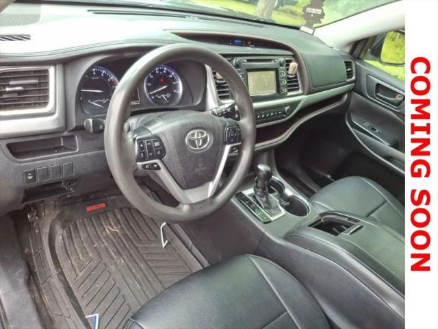 2015 Toyota Highlander LE V6
