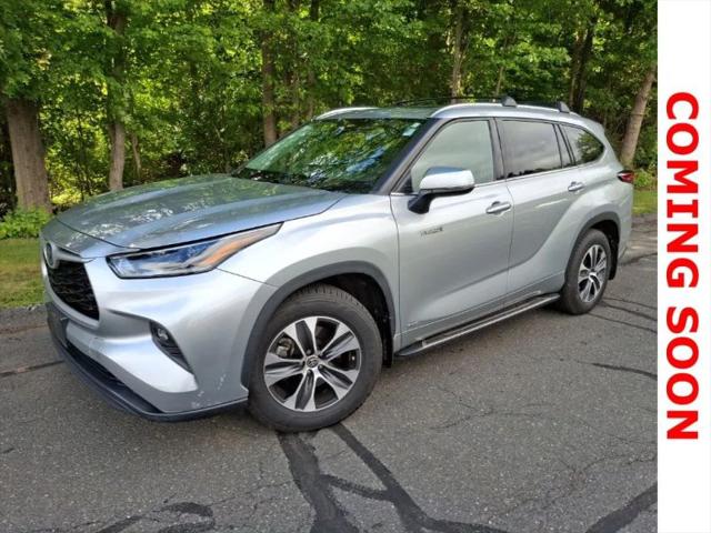 2021 Toyota Highlander Hybrid XLE for sale in Enfield, CT