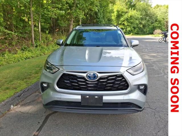 2021 Toyota Highlander Hybrid XLE