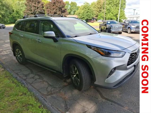 2021 Toyota Highlander Hybrid XLE